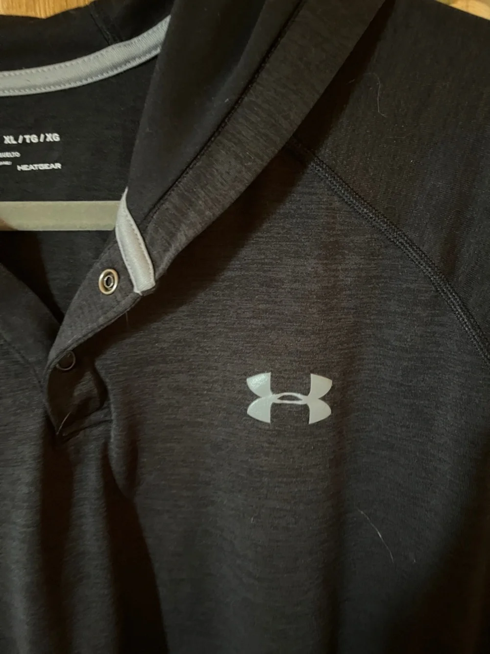 Under Armour Men’s Black Hooded Pullover with Gray Logo - Picture 3 of 5